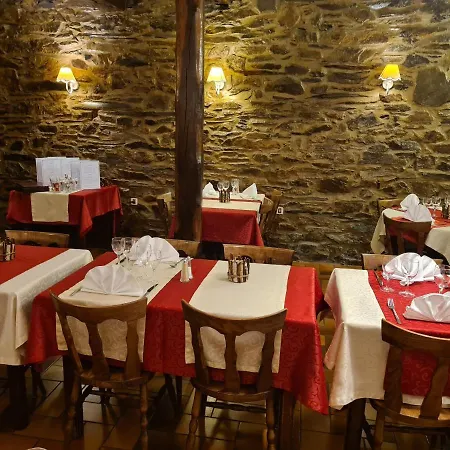 Logis Restaurant Le Franco Belge Монтерме