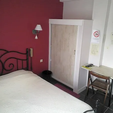 Hotel Logis Restaurant Le Franco Belge 2*