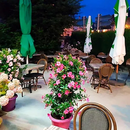 Hotel Logis Restaurant Le Franco Belge 2*