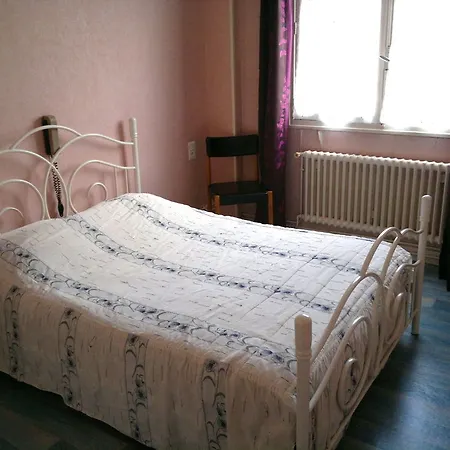 Logis Restaurant Le Franco Belge Отель Монтерме