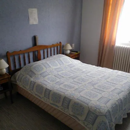 Logis Le Franco Belge ホテル 2*